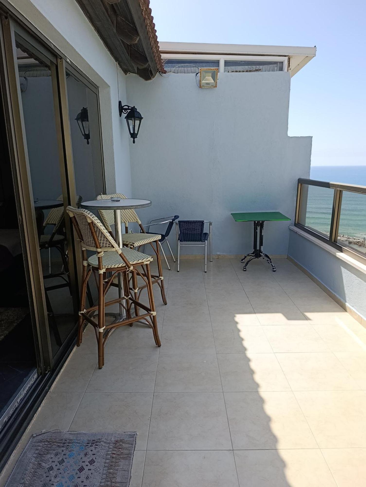 Penthouse Apartment On The Beach Bat Yam Bilik gambar