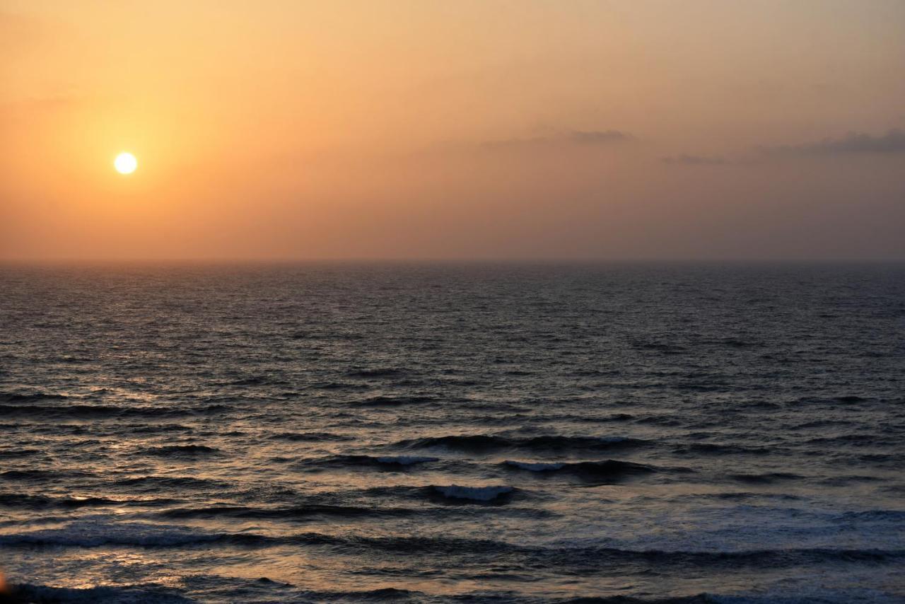 Penthouse Apartment On The Beach Bat Yam Luaran gambar